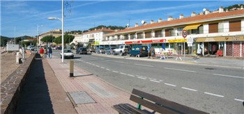 South France vacation,Waterfront house Agay cte d'Azur,stores of Agay,south french coastline